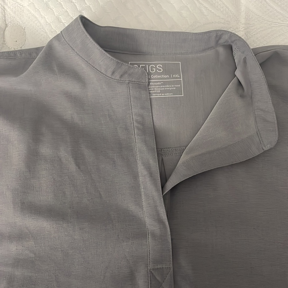 Figs Dark Space Grey XXL Rafaela Scrub Top Rare New Without Tags